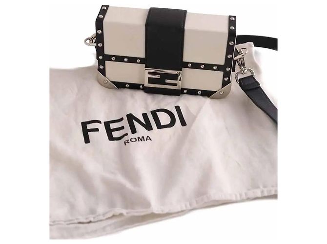 Fendi Baguette Trunk Mini Schultertasche weiß - Ansicht 7