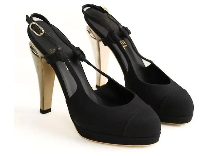 Décolleté Chanel in raso nero - vista 3
