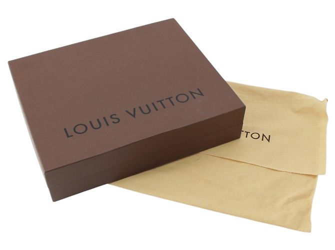 Borsa a tracolla Louis Vuitton Monogram Musette traforata marrone - vista 15