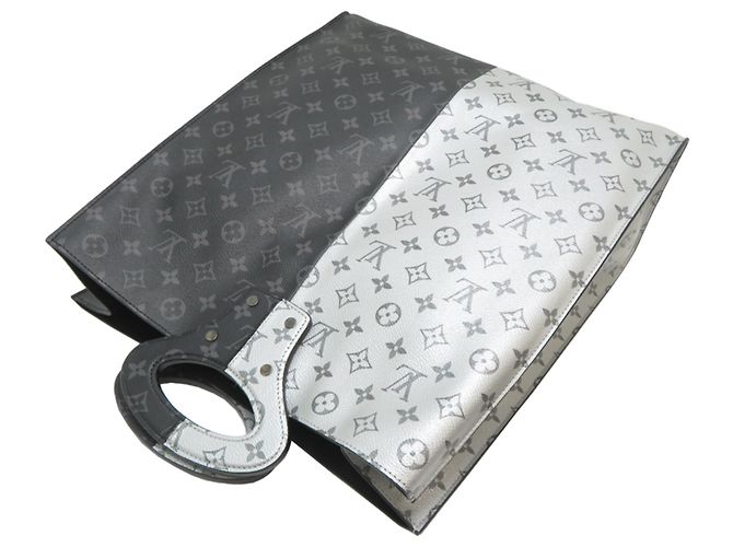 Louis Vuitton Monogram Eclipse Split Tote Noir Argenté - vue 4