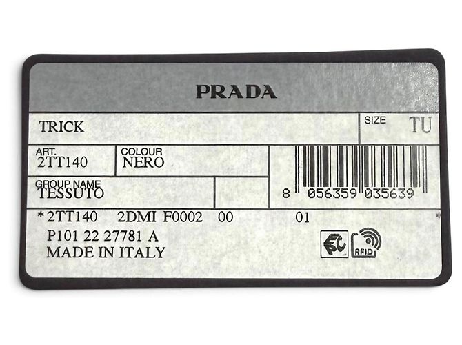 Portachiavi pochette Prada in Re-Nylon con logo triangolare Nero - vista 15