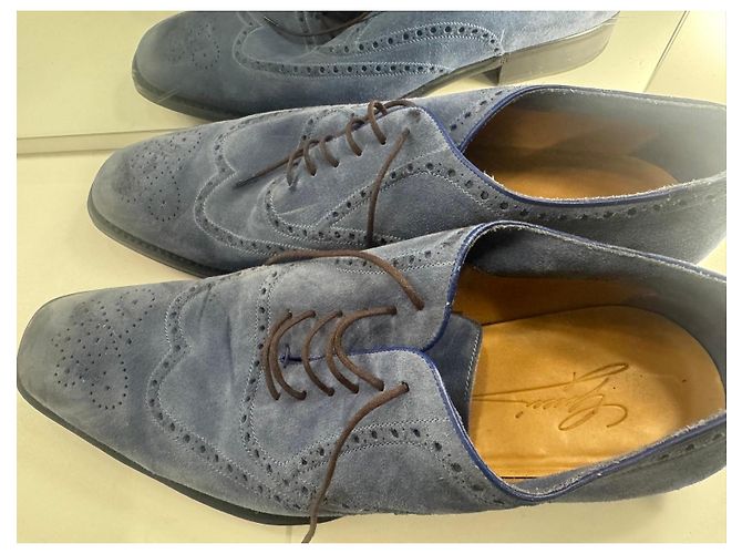 Gucci Chaussures à lacets en daim bleu - vue 3