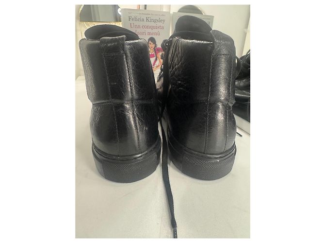 Sneakers Balenciaga in Pelle Nera Nero - vista 7