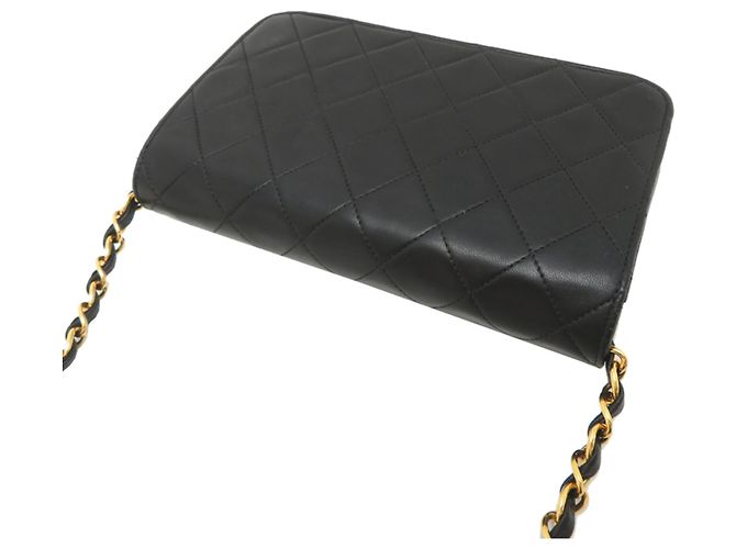 Borsa a tracolla Chanel Matelassé 19 con catena Nero - vista 4