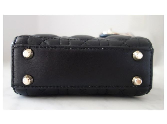 Schwarze micro Lady Dior Tasche - Ansicht 5