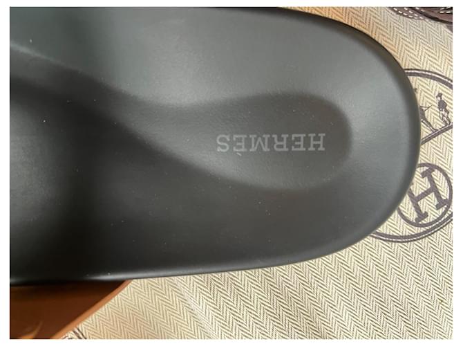 Sandali Hermès Chypre in pelle Marrone - vista 2