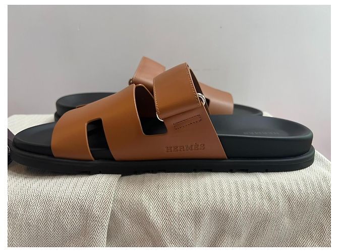 Sandali Hermès Chypre in pelle Marrone - vista 5