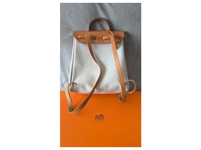 Hermès Herbag Zip backpack in canvas and leather Brown Beige - view 3