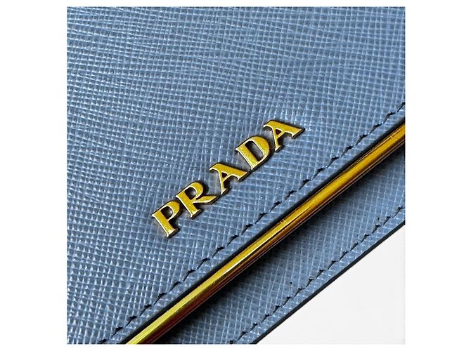 Cartera Prada de piel Saffiano azul con cadena dorada - vista 10