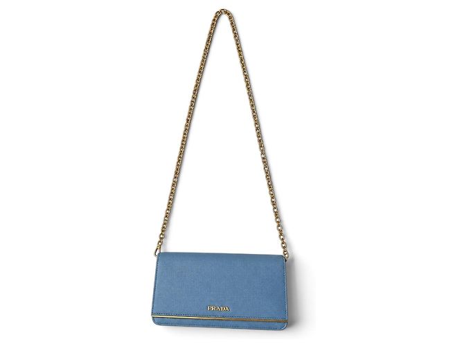Cartera Prada de piel Saffiano azul con cadena dorada - vista 13