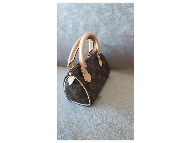 Louis Vuitton Mini Borsa Nano Speedy Monogram Canvas completamente rinnovata Marrone Monogramma - vista 4