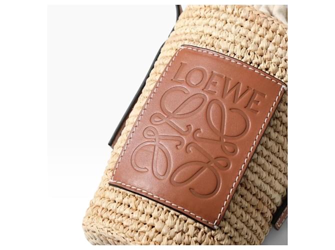 Borsa Loewe Cesta in paglia e pelle Marrone Beige - vista 2