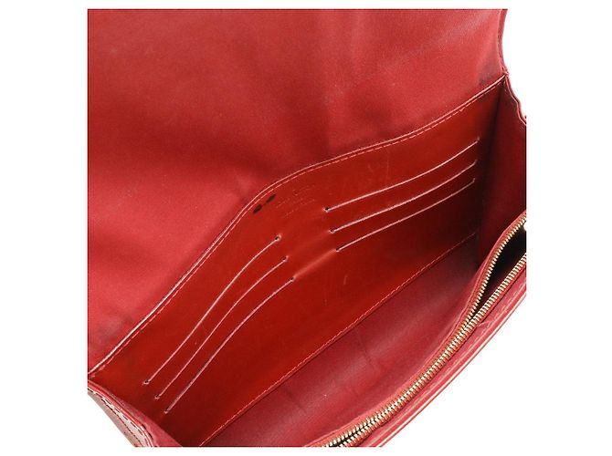 Borsa a pochette Louis Vuitton Monogram Vernis Rosso - vista 7