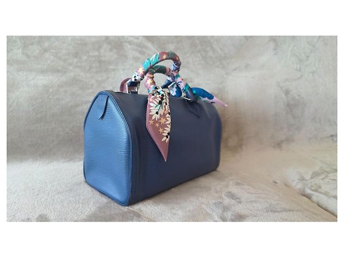 Louis Vuitton Borsa Speedy 25 in pelle Epi blu - vista 3