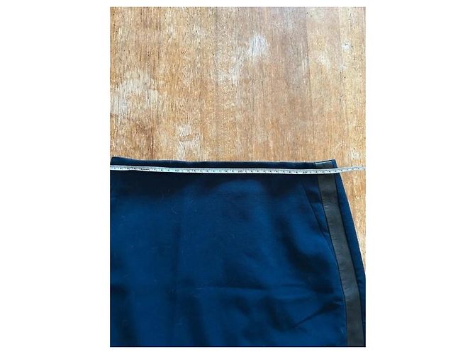 Schwarzer Sandro-Rock mit Lederdetails Marineblau - Ansicht 6