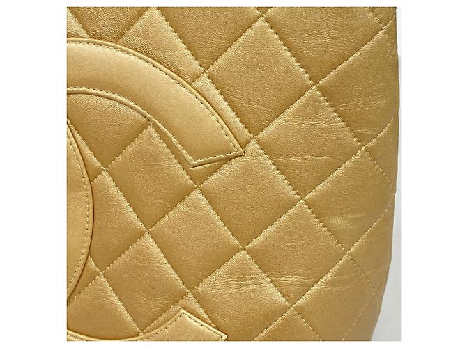 Chanel Reissue Tote Bag aus beigem Lammleder - Ansicht 10