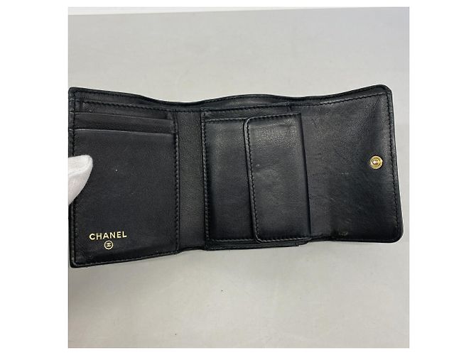 Cartera Chanel Boy Tri-fold Negro - vista 3