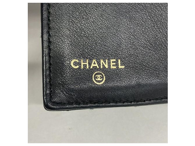 Cartera Chanel Boy Tri-fold Negro - vista 4