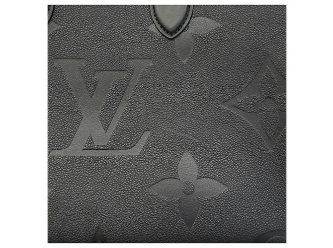 Borsa Tote Louis Vuitton Monogram Empreinte OnTheGo MM Nero - vista 7