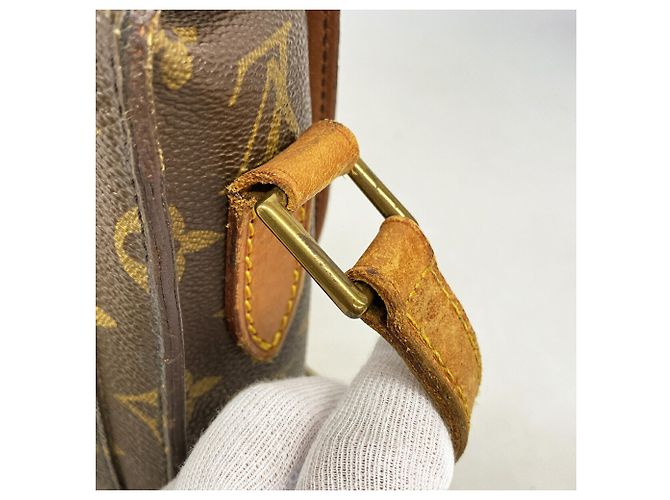 Borsa a tracolla Louis Vuitton Monogram Saint Cloud GM Marrone - vista 11