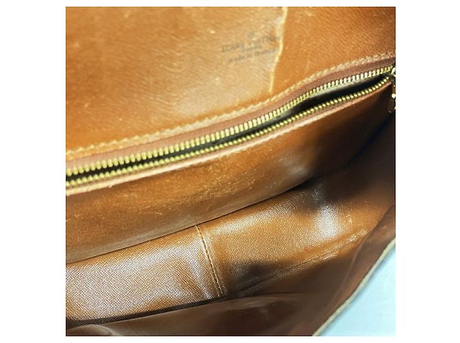 Borsa a tracolla Louis Vuitton Monogram Saint Cloud GM Marrone - vista 4