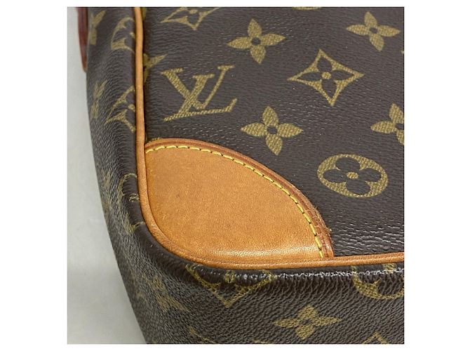 Borsa a tracolla Louis Vuitton Monogram Danube MM Marrone - vista 6