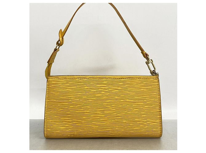 Louis Vuitton Epi Pochette Accessoires Giallo - vista 10