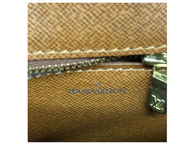 Borsa a tracolla Louis Vuitton Monogram Saint Cloud MM Marrone - vista 5