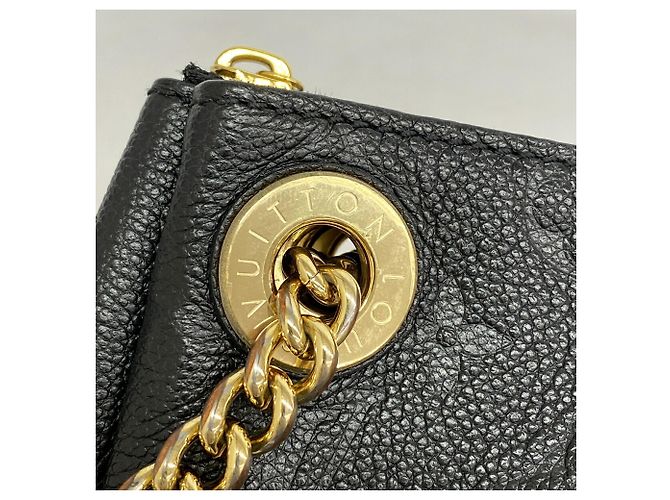 Borsa a tracolla Louis Vuitton Monogram Empreinte Surenne BB Nero - vista 8