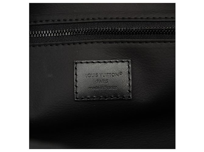 Louis Vuitton Black Monogram Shadow Locker Dopp Kit Clutch Nero - vista 5