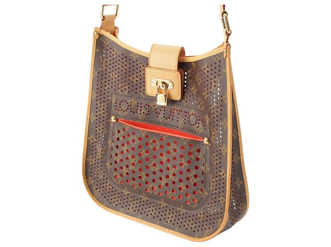 Louis Vuitton Brown Monogram Musette Perforated Castaño - vista 3