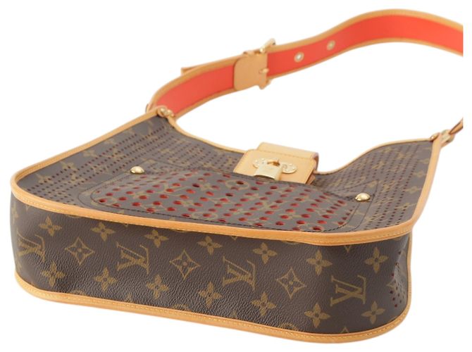Louis Vuitton Brown Monogram Musette Perforated Castaño - vista 6