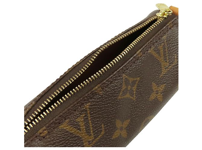 Louis Vuitton Pochette Papillon Monogram Marrone - vista 4