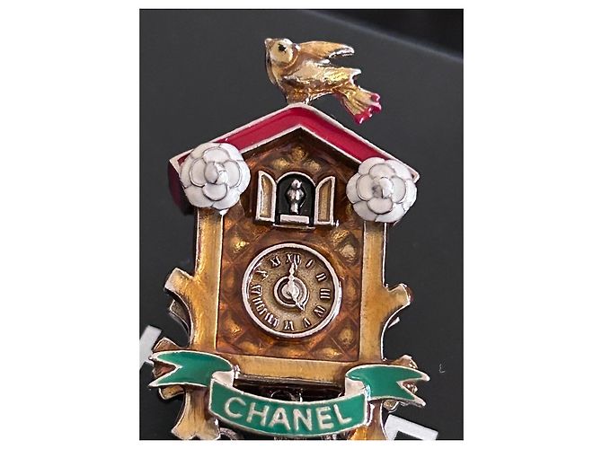 Chanel Cuckoo Clock Brosche Weiß Rot Golden Grün Silber Hardware Gold hardware - Ansicht 5