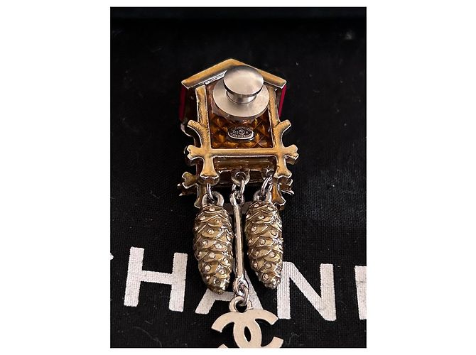 Chanel Cuckoo Clock Brosche Weiß Rot Golden Grün Silber Hardware Gold hardware - Ansicht 7
