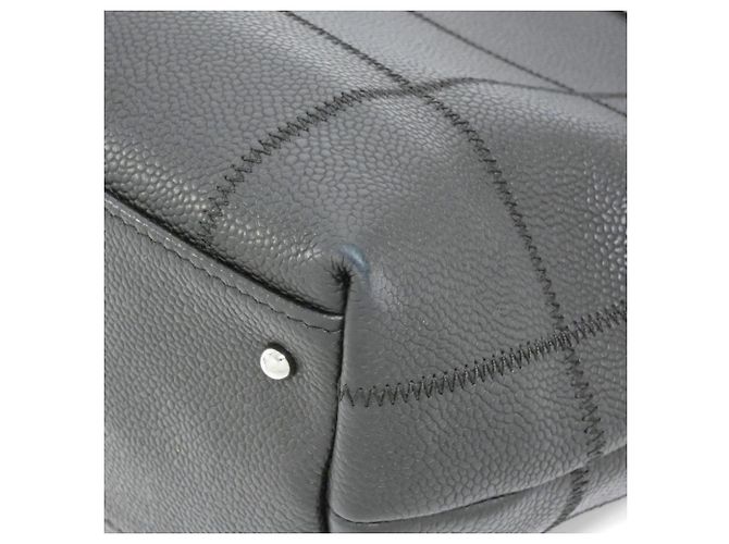 Borsa Chanel 26136 in pelle di vitello grana nera Nero - vista 3