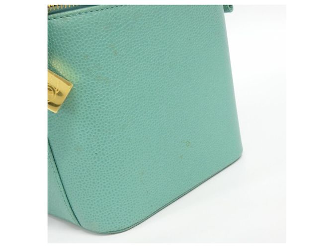 Borsa Chanel in pelle di vitello martellata verde - vista 4
