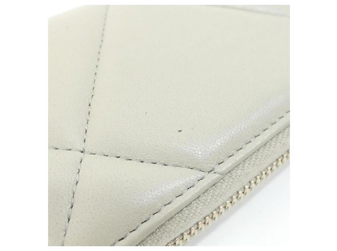 Monedero Chanel 19 en piel de cordero gris Castaño - vista 4