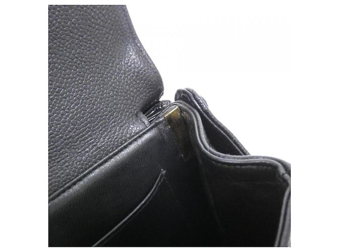 Borsa a tracolla Chanel in pelle di vitello martellata nera Nero - vista 9