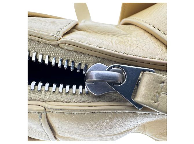 Sac Camera Arco Moyen Bottega Veneta en cuir de veau jaune - vue 12