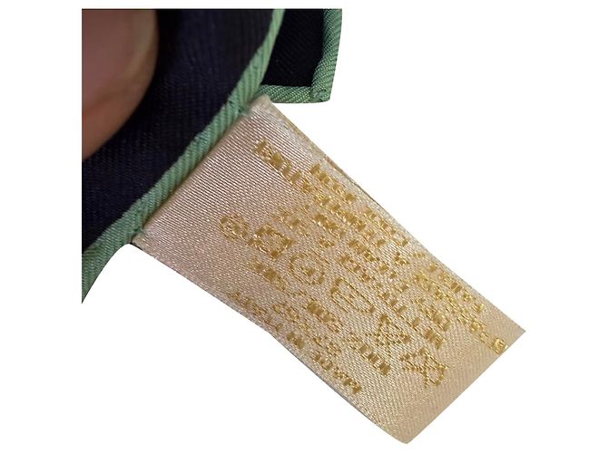 Lenço Cartier Panthère Motif Pixel em seda multicolorida Multicor - vista 3