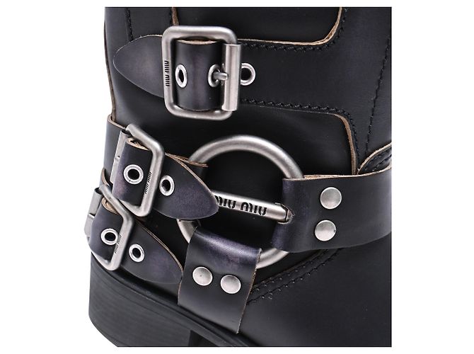 Miu Miu Biker-Boots mit Schnallenriemen aus schwarzem Leder - Ansicht 17