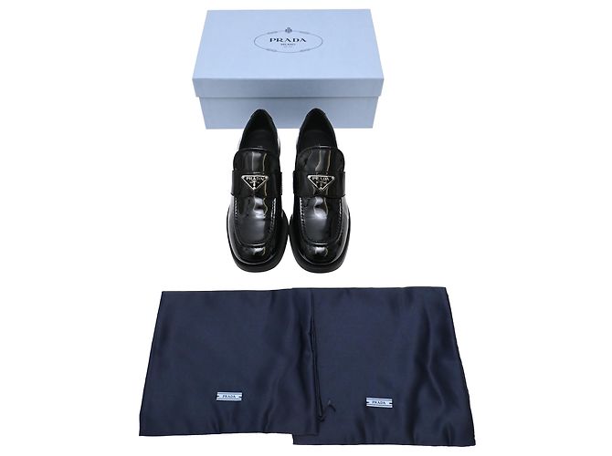 Mocassini Prada con logo Triangle in pelle verniciata nera Nero - vista 11