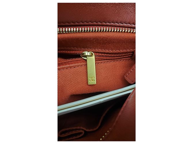 Timeless Borsa a tracolla matelassé Chanel Paris-New York in pelle rossa Rosso Bordò - vista 26