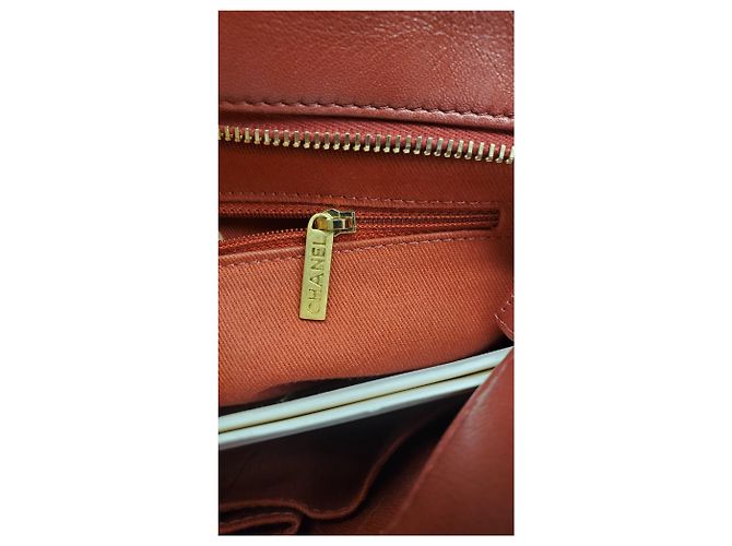 Timeless Borsa a tracolla matelassé Chanel Paris-New York in pelle rossa Rosso Bordò - vista 27