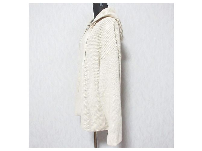 Autre Marque CLANE WIDE HOOD KNIT TOP
Strickpullover Beige - Ansicht 3