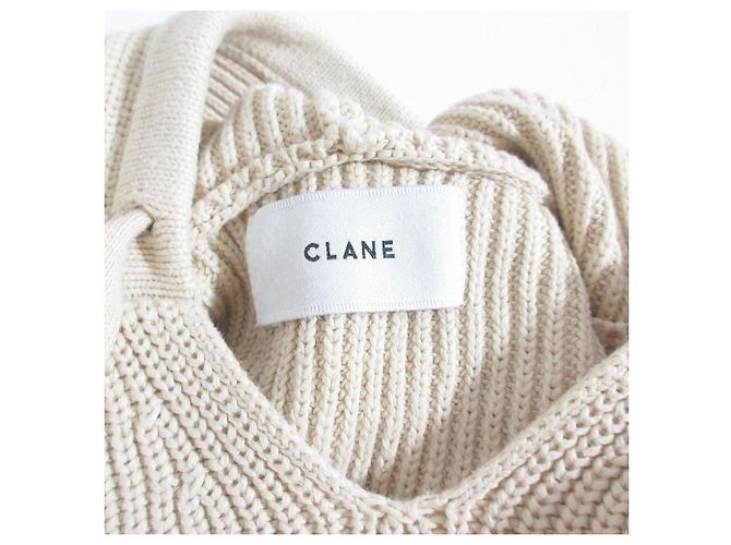 Autre Marque CLANE WIDE HOOD KNIT TOP
Strickpullover Beige - Ansicht 8