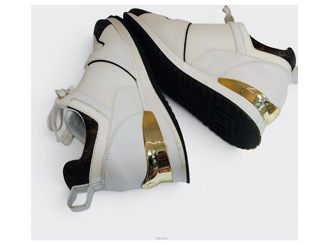 Louis Vuitton Sneaker Monogram Run Away Gold Marrone - vista 7