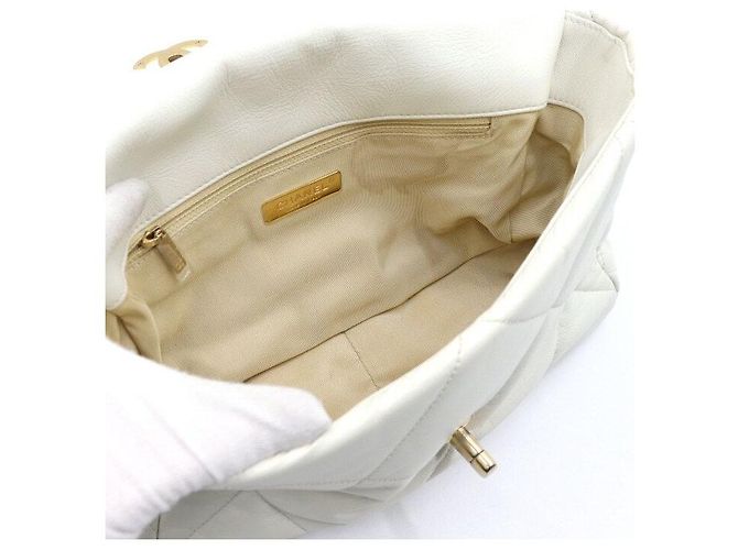 Chanel Borsa a tracolla con patta e catena Large Bianco - vista 5