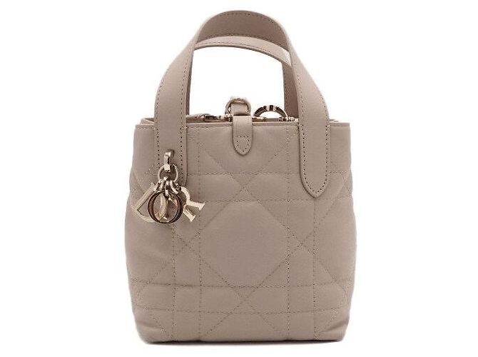 Dior Nano Tote Bag e Borsa a Tracolla in Macro Cannage Powder Beige Marrone - vista 2